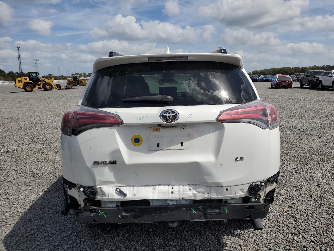 2016 TOYOTA RAV4 LE - Image 6