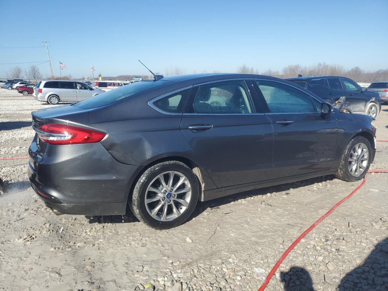 2017 FORD FUSION SE - Фото 3