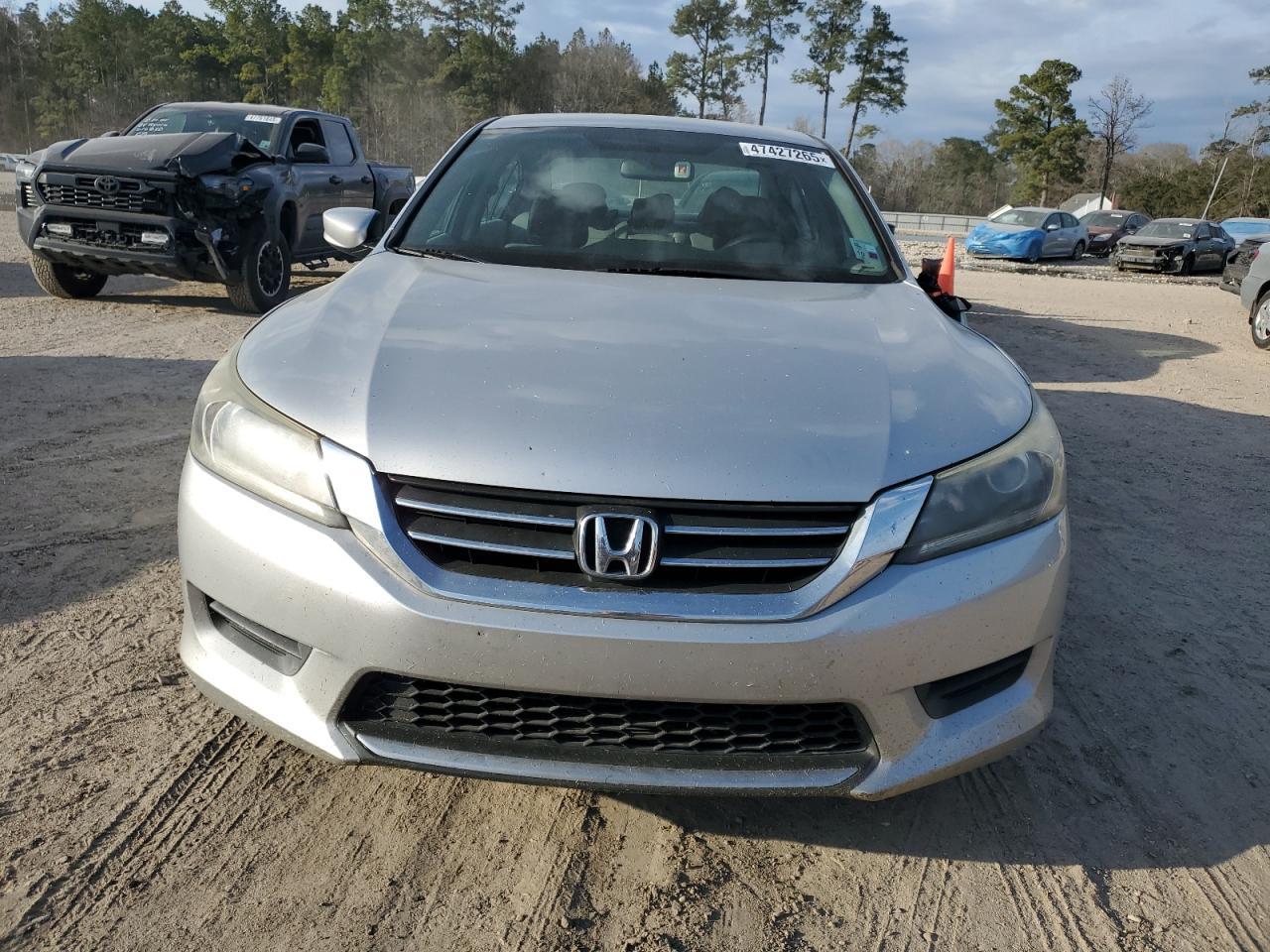2014 HONDA ACCORD LX - Фото 5