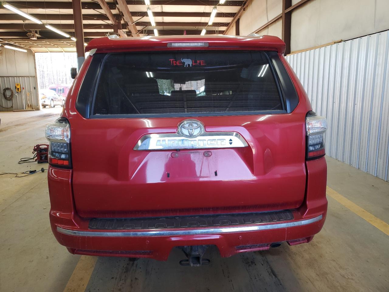2017 TOYOTA 4RUNNER SR - Фото 6