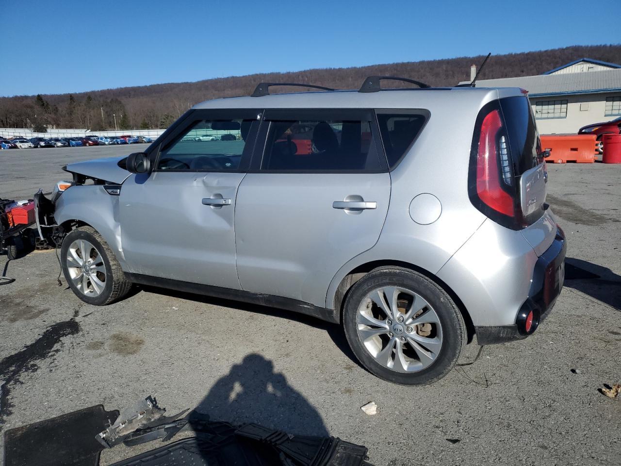 2016 KIA SOUL + - Image 2