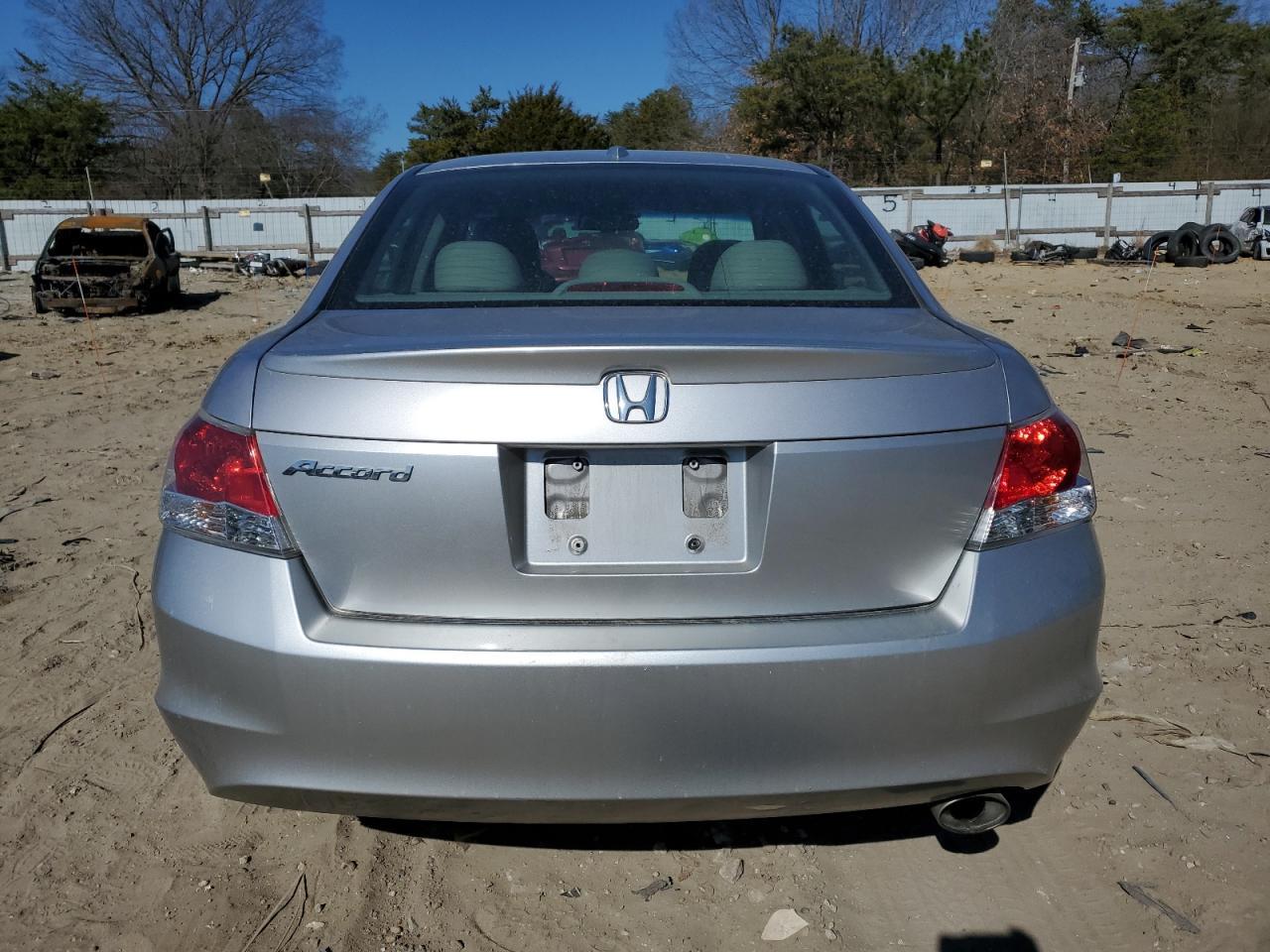 2010 HONDA ACCORD EXL - Image 6