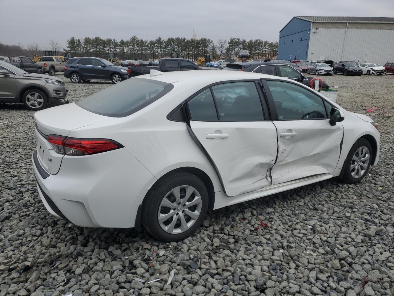2022 TOYOTA COROLLA LE - Image 3