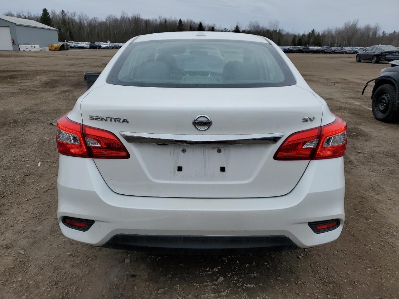 2017 NISSAN SENTRA S - Фото 6
