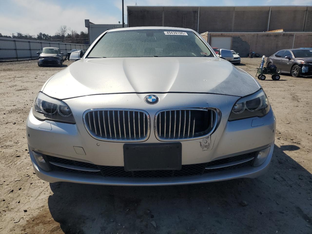 2013 BMW 528 XI - Image 5