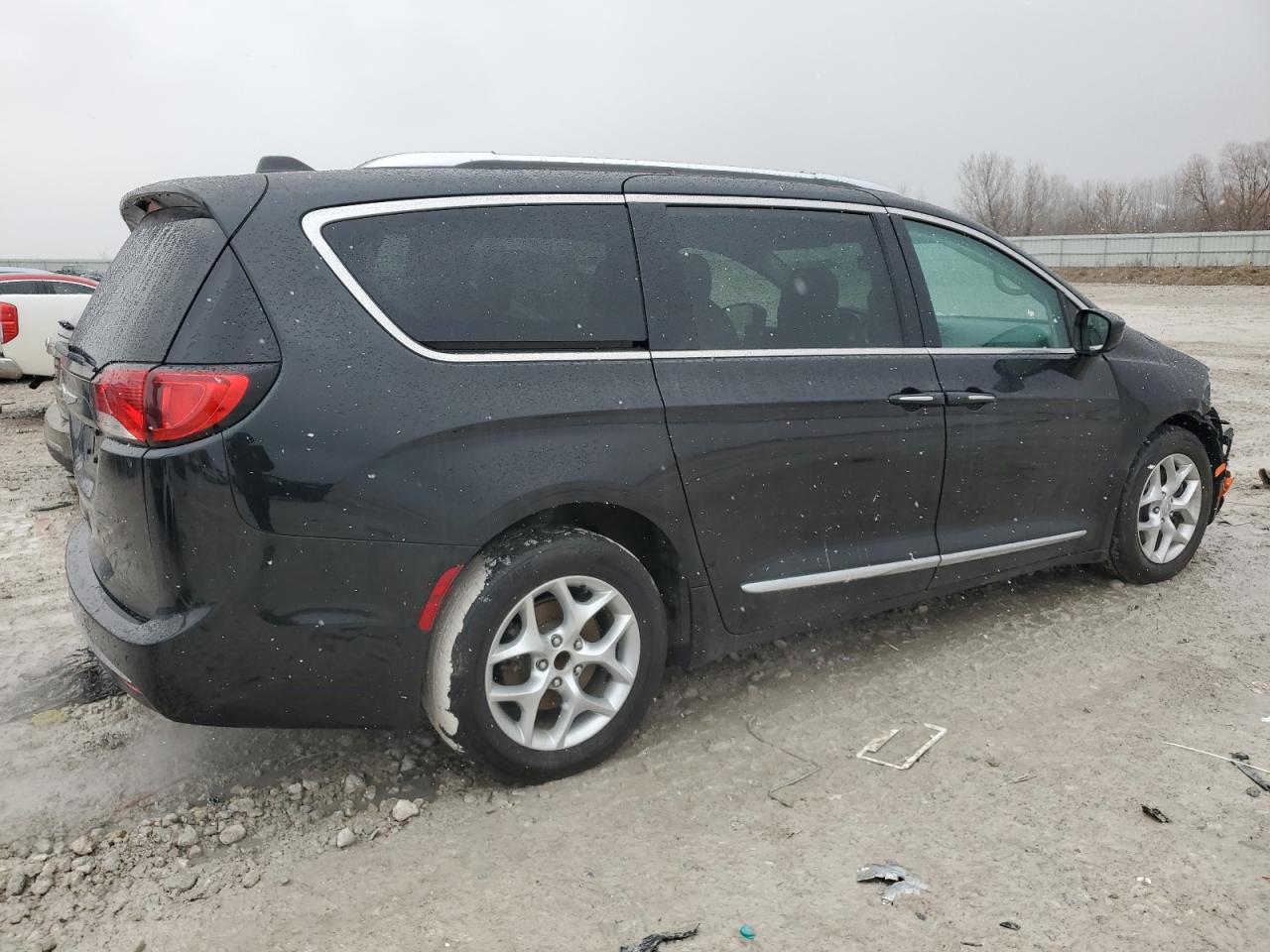 2017 CHRYSLER PACIFICA T - Image 3
