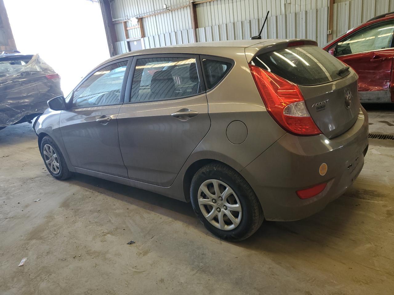 2012 HYUNDAI ACCENT GLS - Image 2