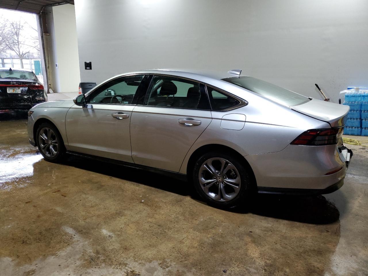 2024 HONDA ACCORD EX - Image 2