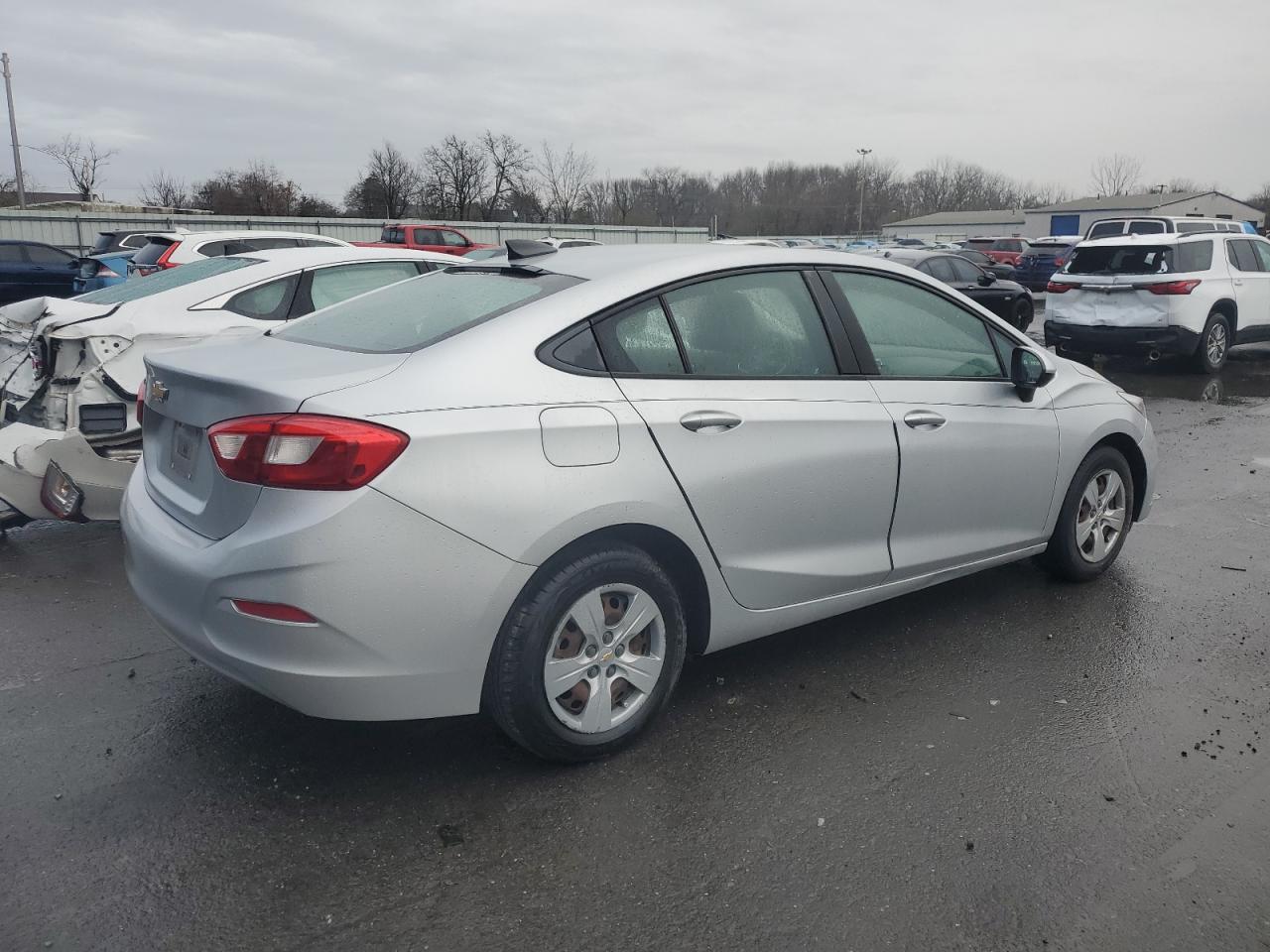 2017 CHEVROLET CRUZE LS - Фото 3