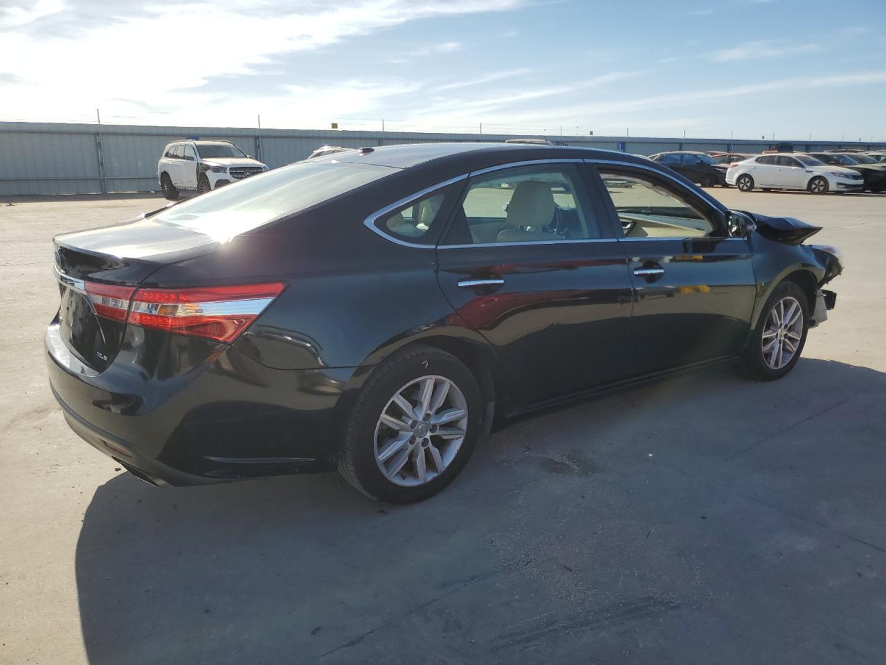 2015 TOYOTA AVALON XLE - Image 3