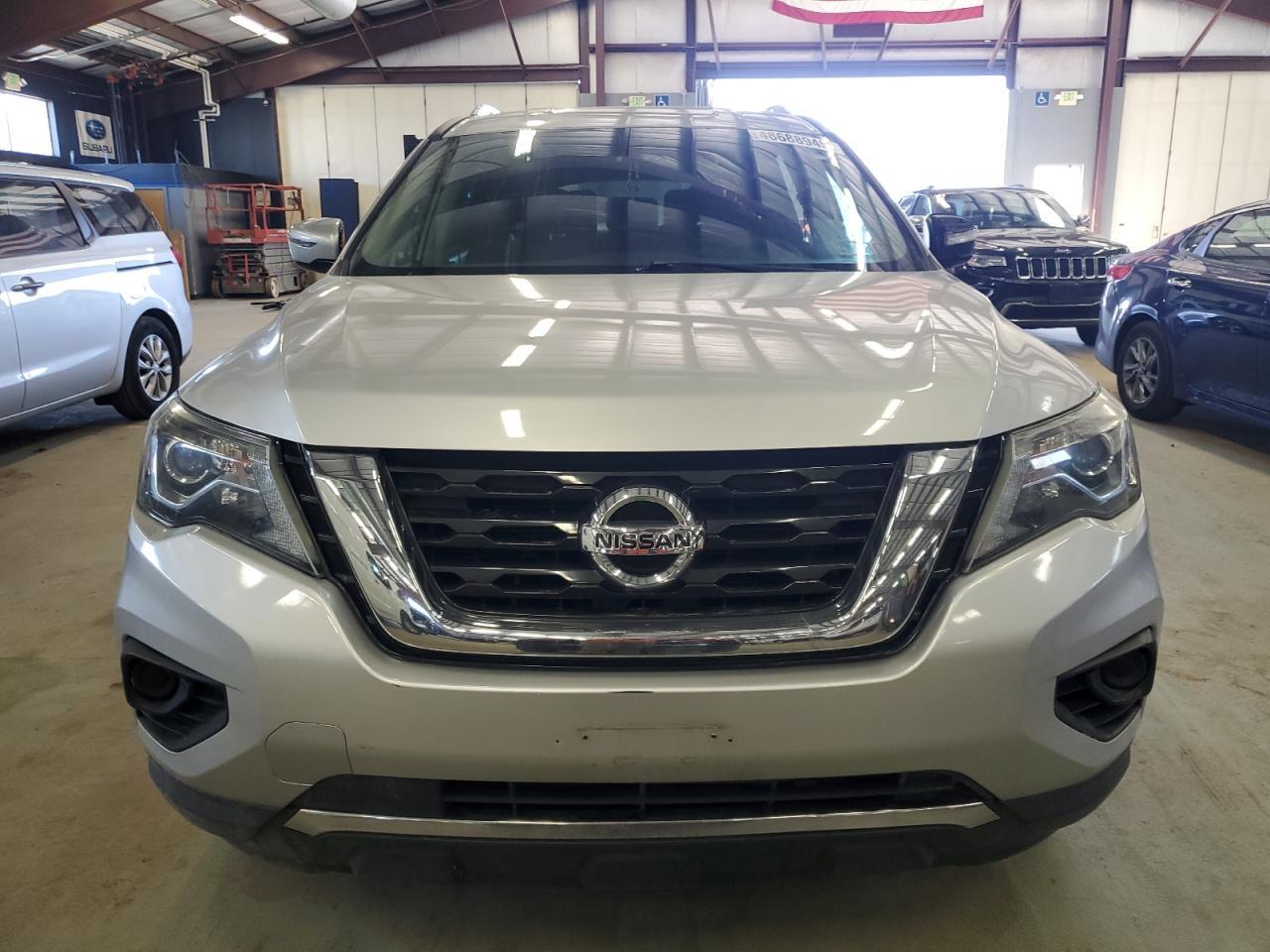 2017 NISSAN PATHFINDER - Image 5