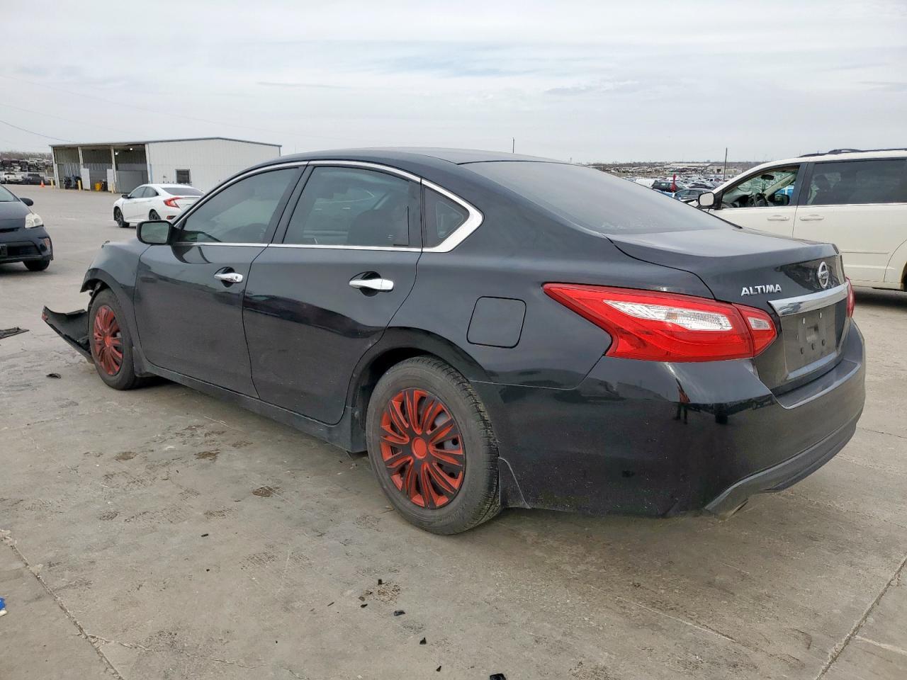 2017 NISSAN ALTIMA 2.5 - Фото 2