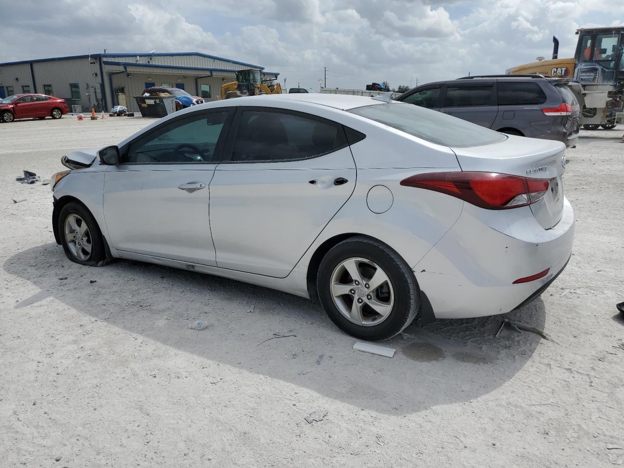 2015 HYUNDAI ELANTRA SE - Фото 2