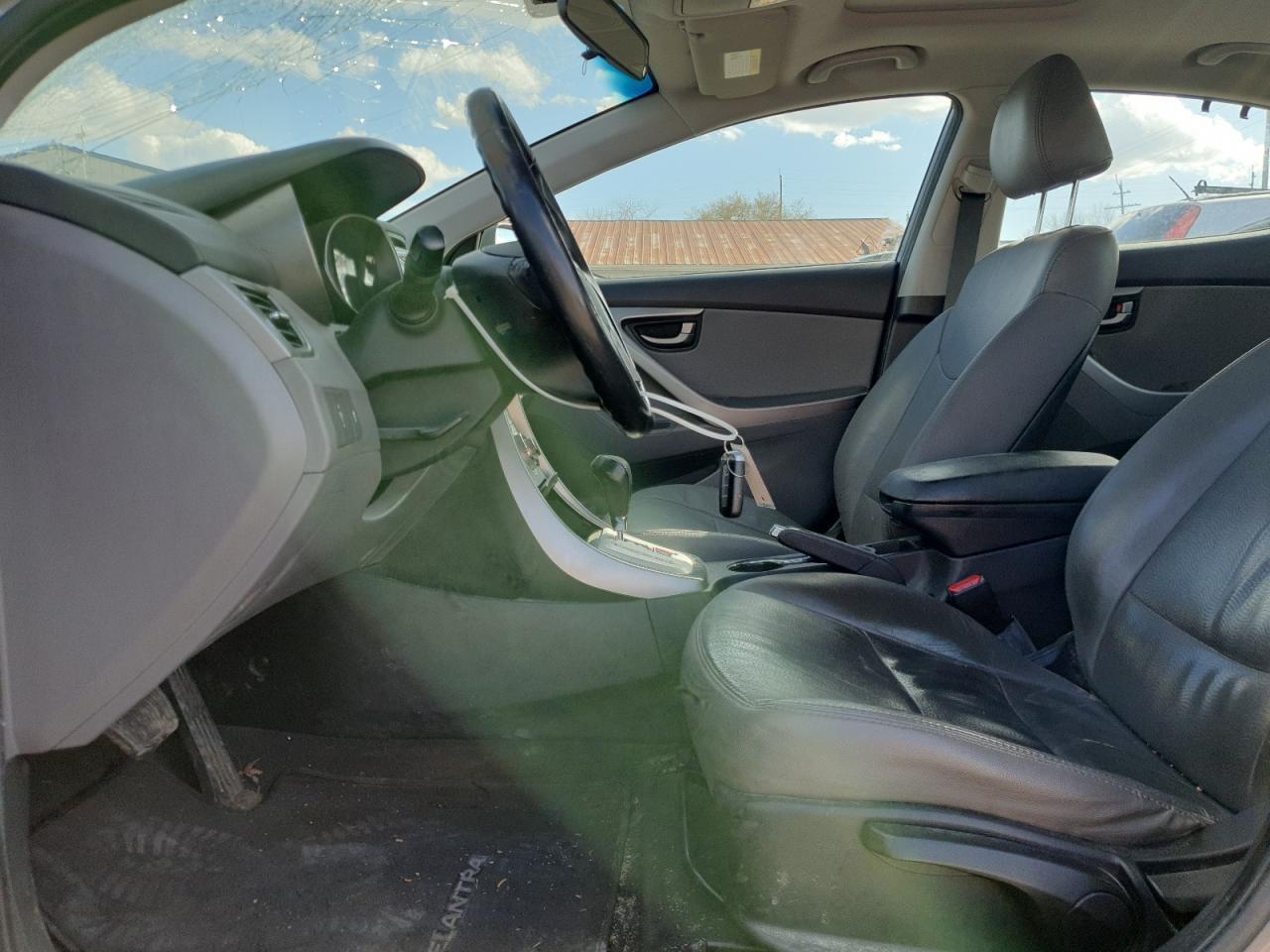 2011 HYUNDAI ELANTRA GL - Image 7