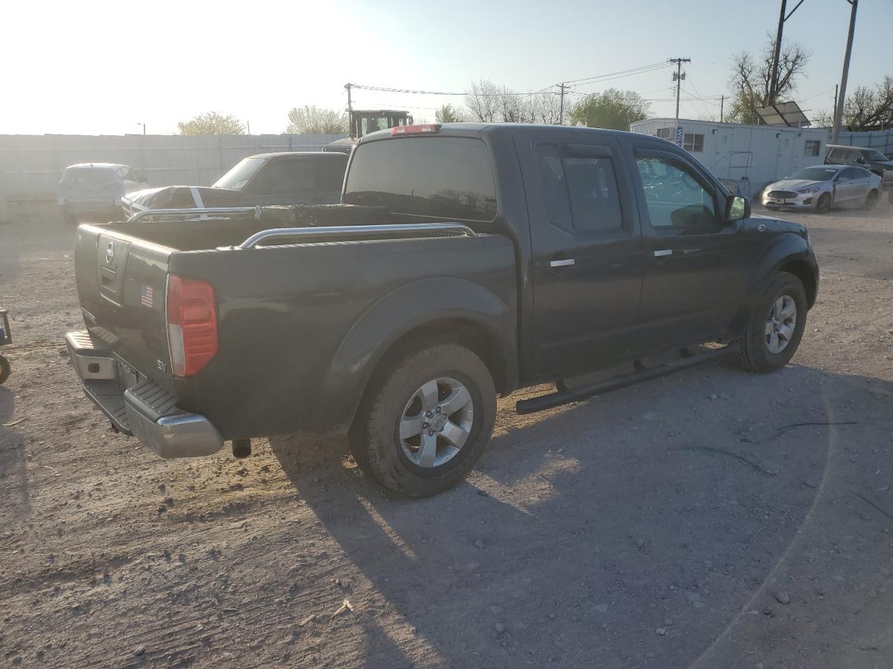 2012 NISSAN FRONTIER S - Фото 3