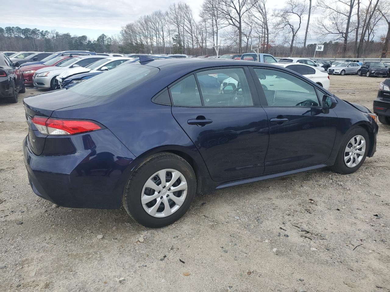 2021 TOYOTA COROLLA LE - Фото 3