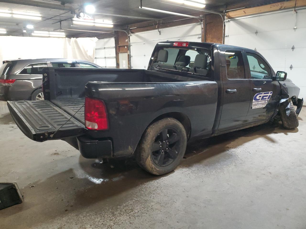 2017 RAM 1500 ST - Image 3