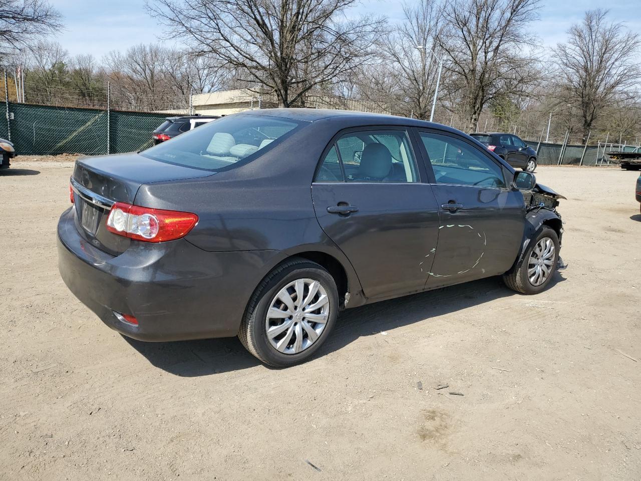 2013 TOYOTA COROLLA BA - Фото 3