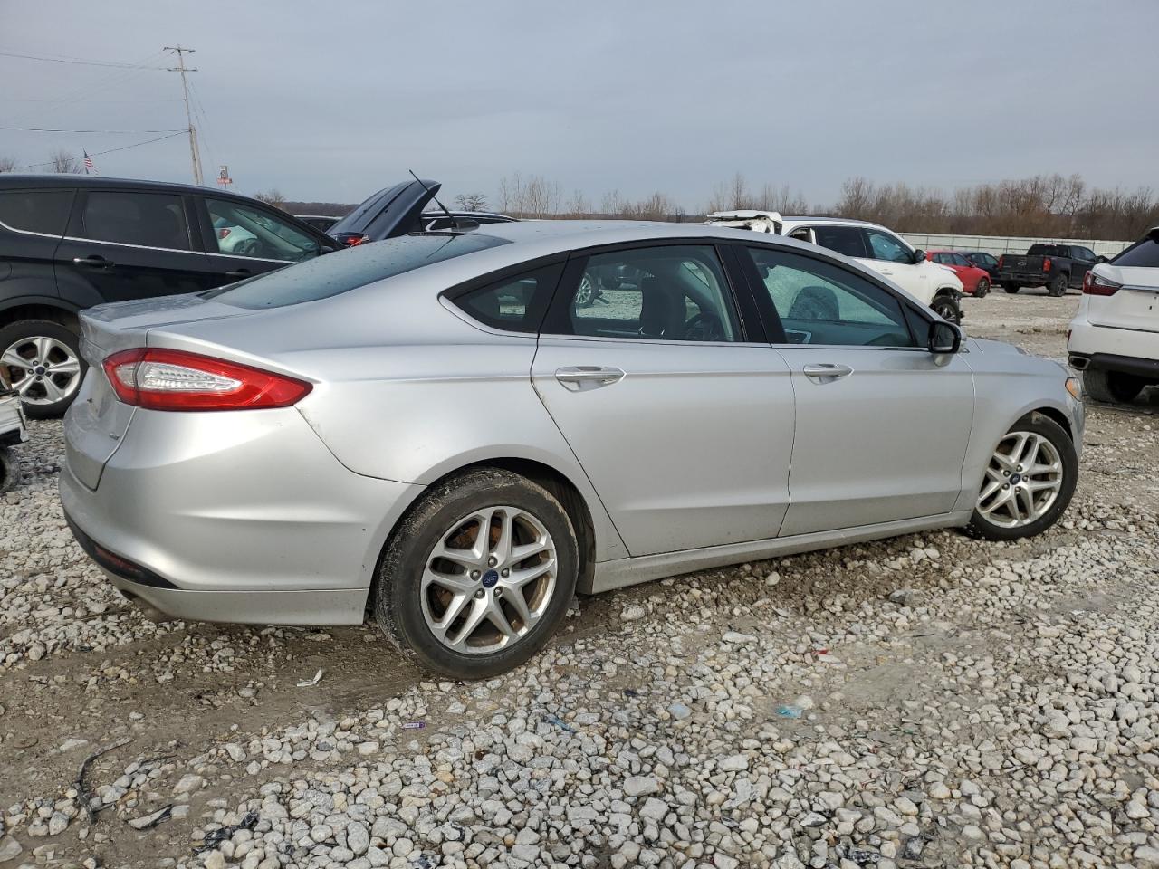 2013 FORD FUSION SE - Image 3