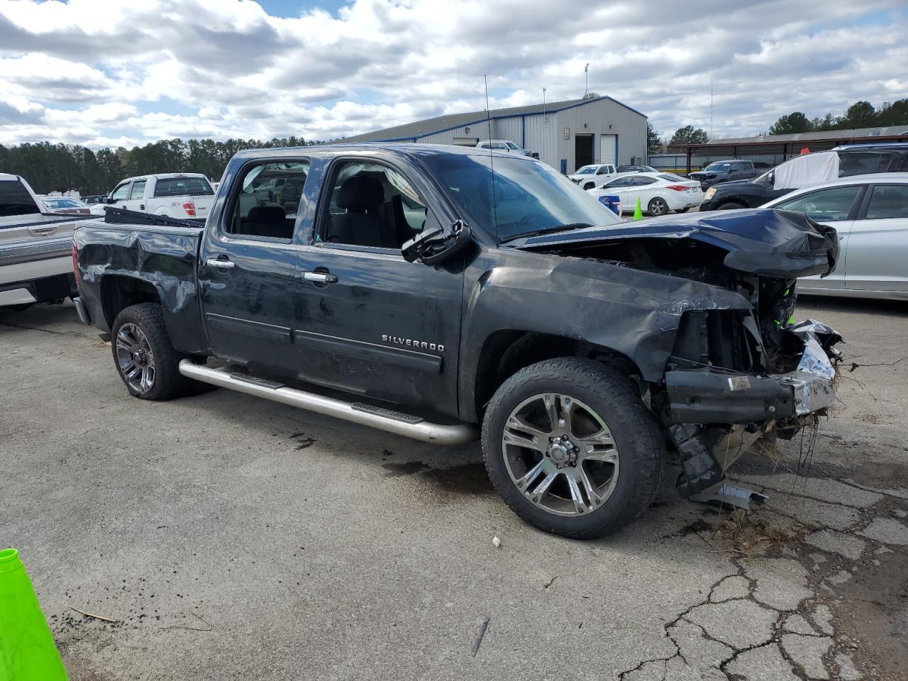 2012 CHEVROLET SILVERADO - Image 4