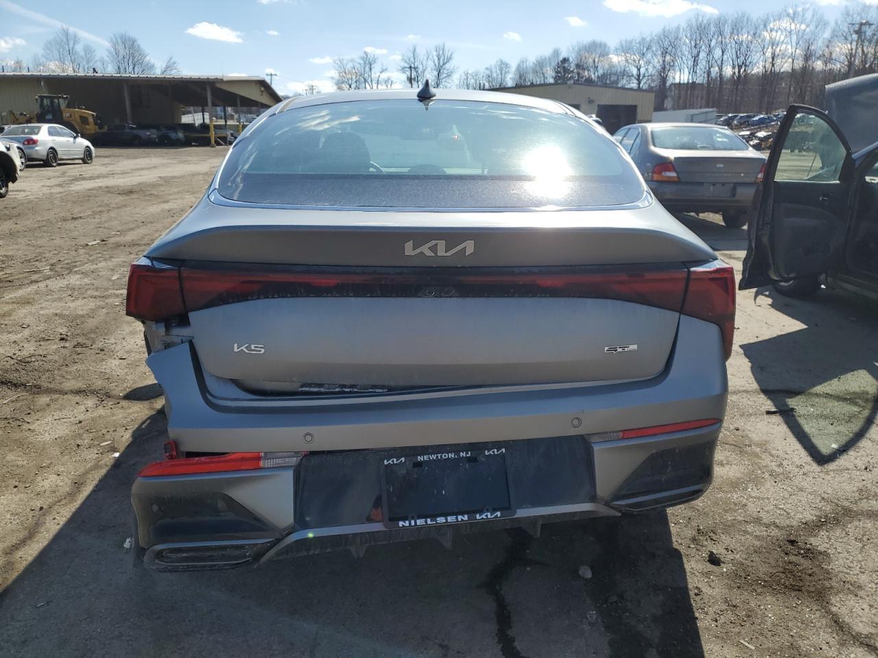 2025 KIA K5 GT LINE - Image 6