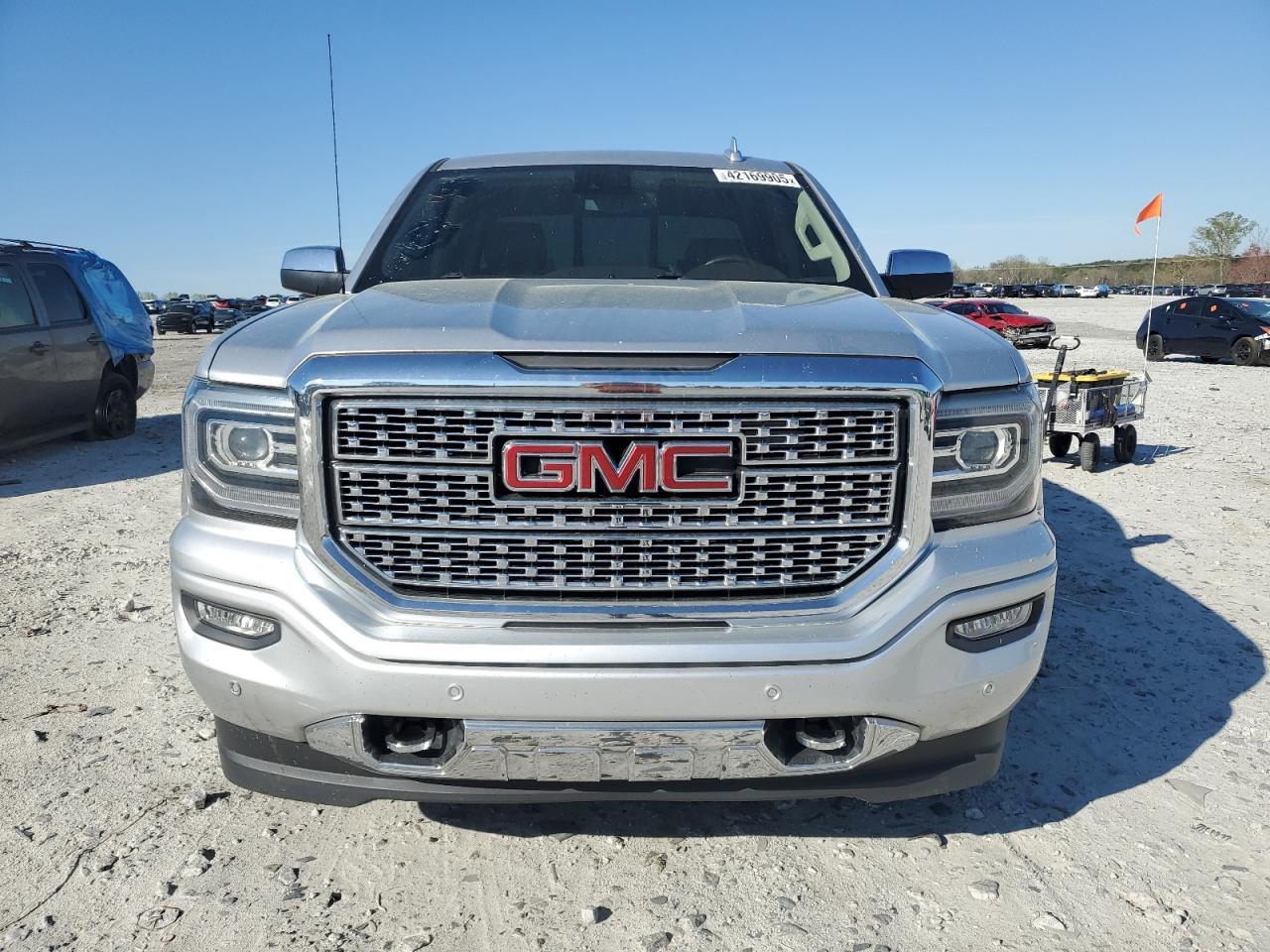 2018 GMC SIERRA K15 - Image 5