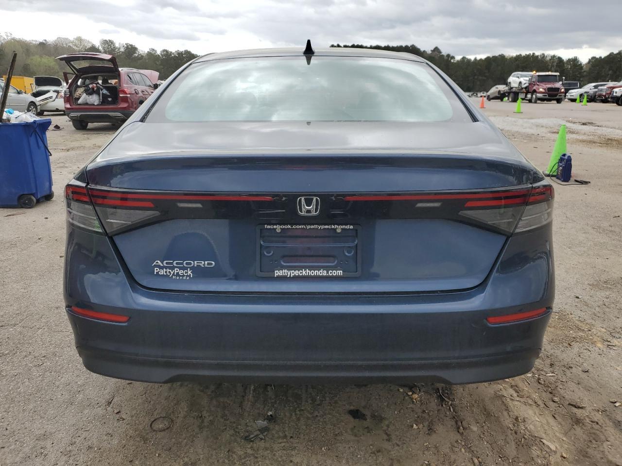 2024 HONDA ACCORD EX - Фото 6