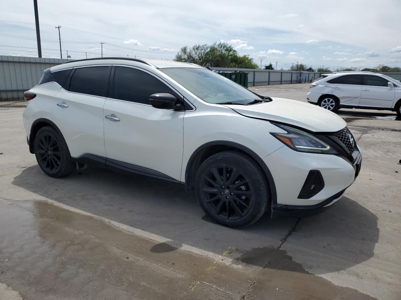 2022 NISSAN MURANO SV - Image 4