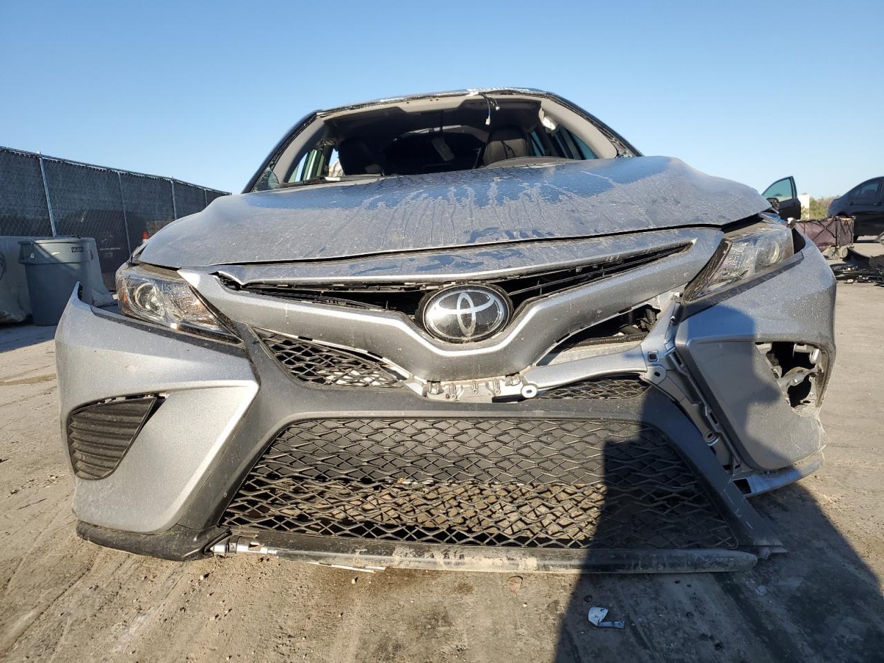 2020 TOYOTA CAMRY SE - Image 5