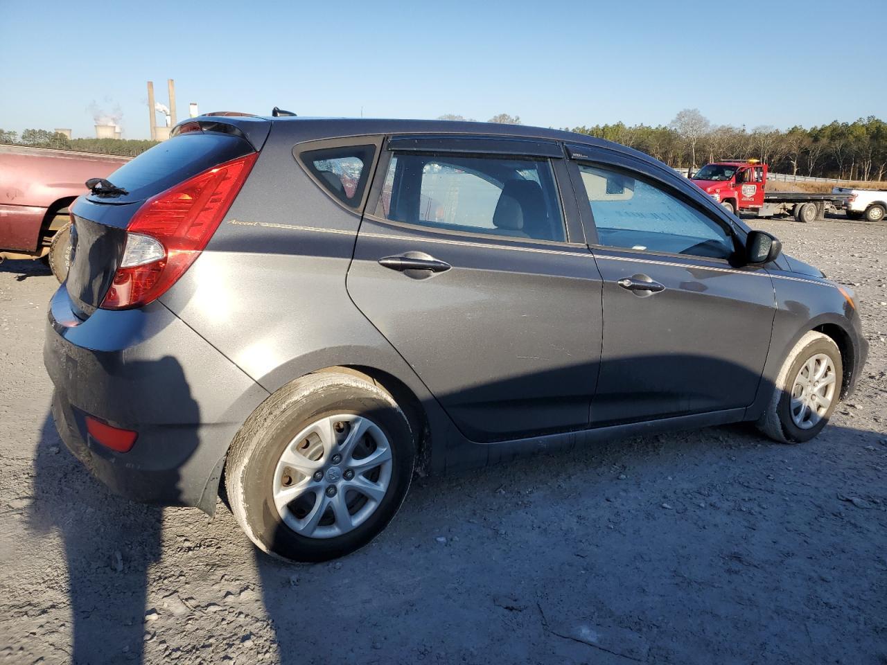 2012 HYUNDAI ACCENT GLS - Image 3