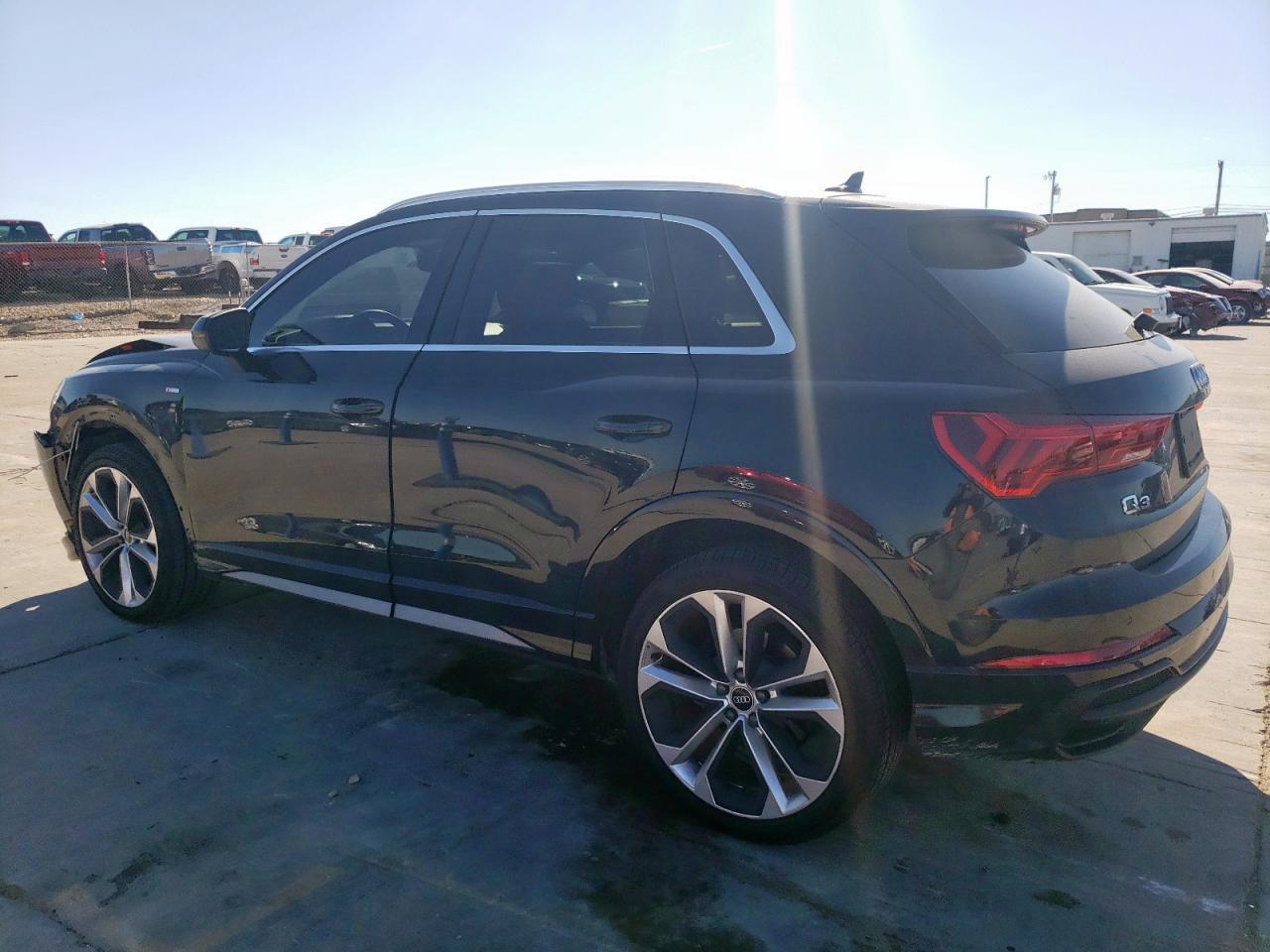 2021 AUDI Q3 PREMIUM - Фото 2