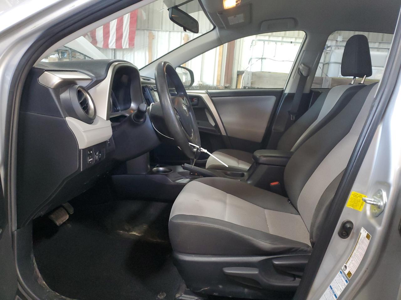 2015 TOYOTA RAV4 LE - Image 7