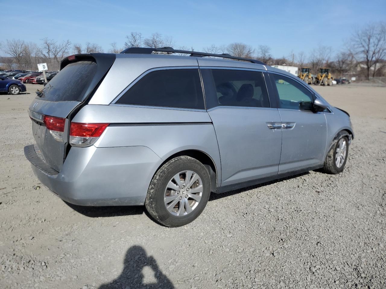 2016 HONDA ODYSSEY EX - Фото 3