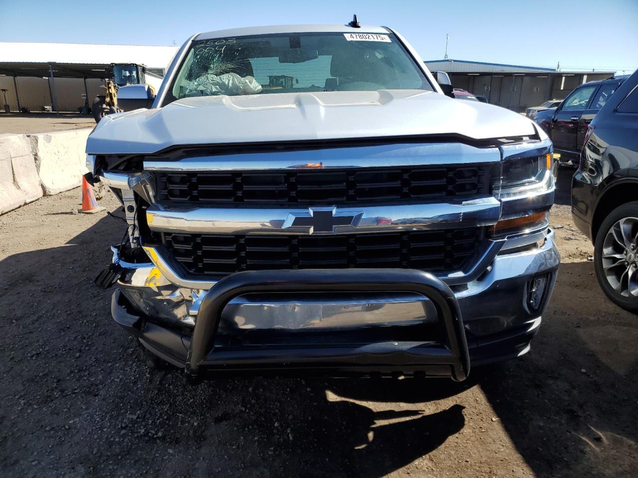 2017 CHEVROLET SILVERADO - Image 5