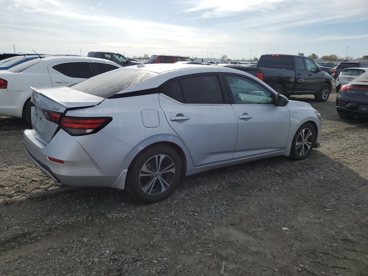2020 NISSAN SENTRA SV - Фото 3
