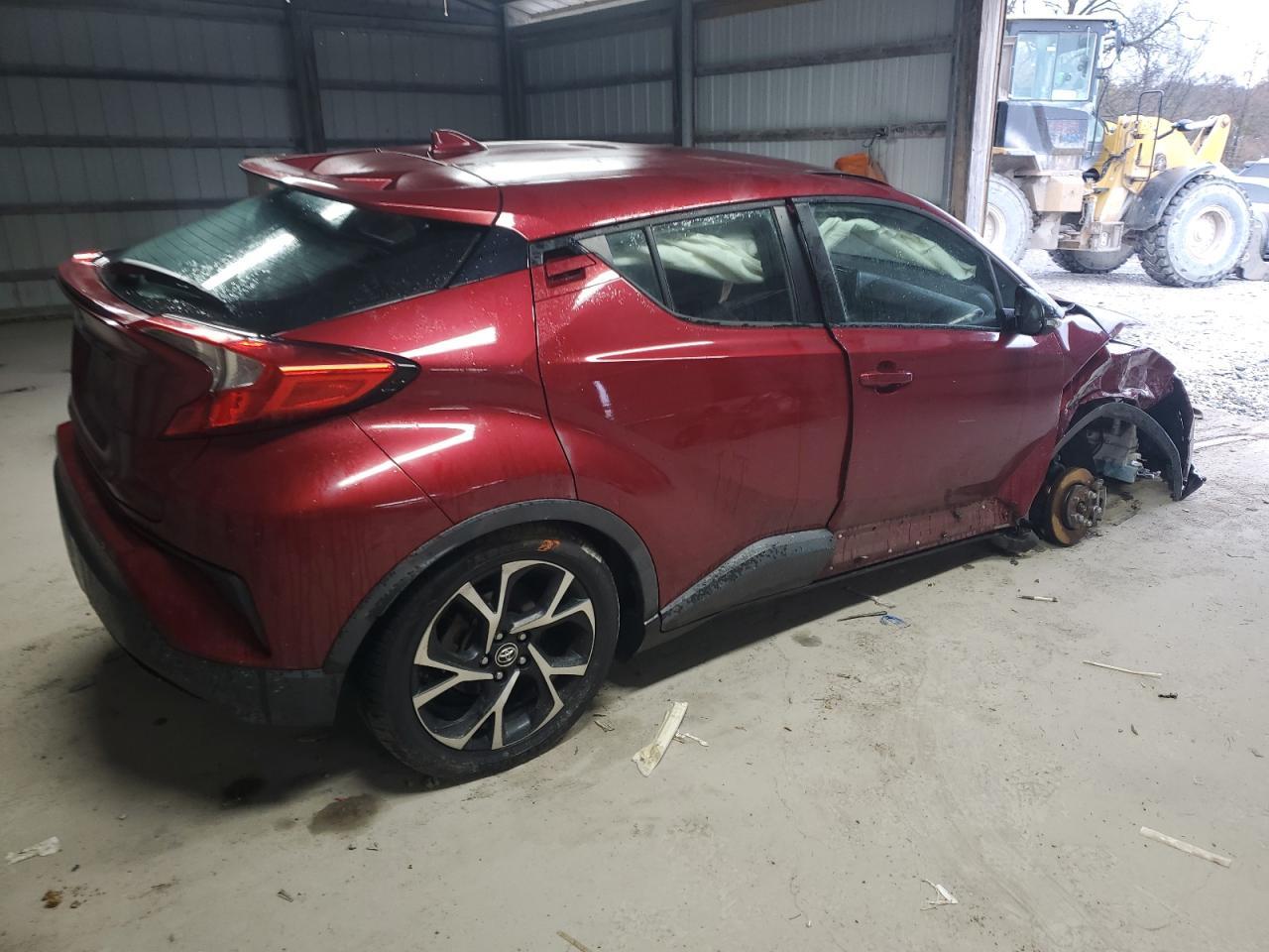2018 TOYOTA C-HR XLE - Image 3