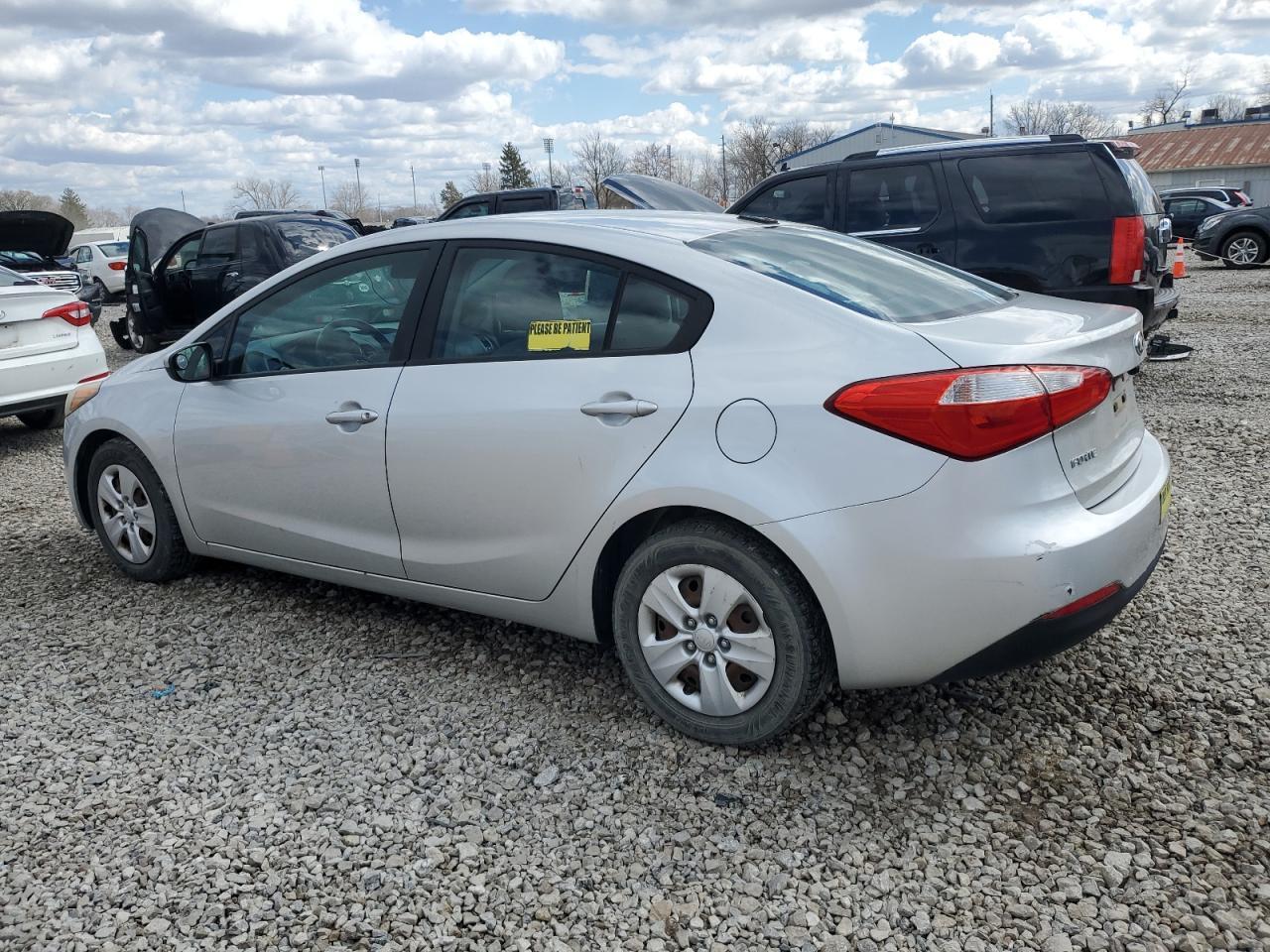 2015 KIA FORTE LX - Фото 2