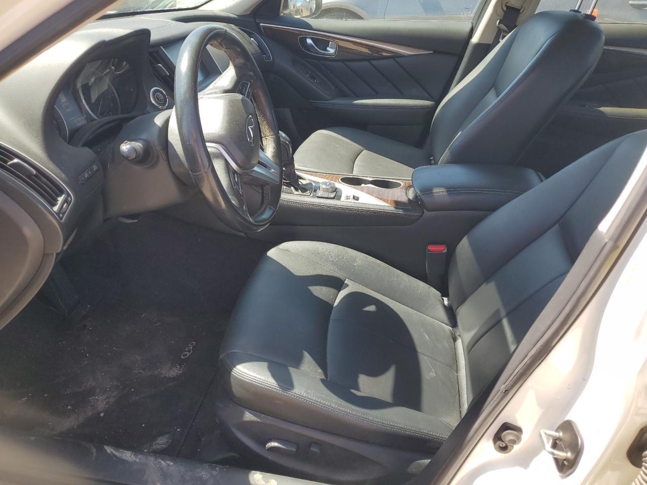 2018 INFINITI Q50 LUXE - Image 7