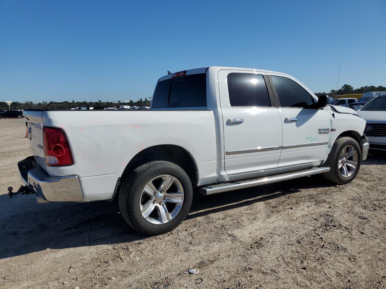 2014 RAM 1500 SLT - Image 3