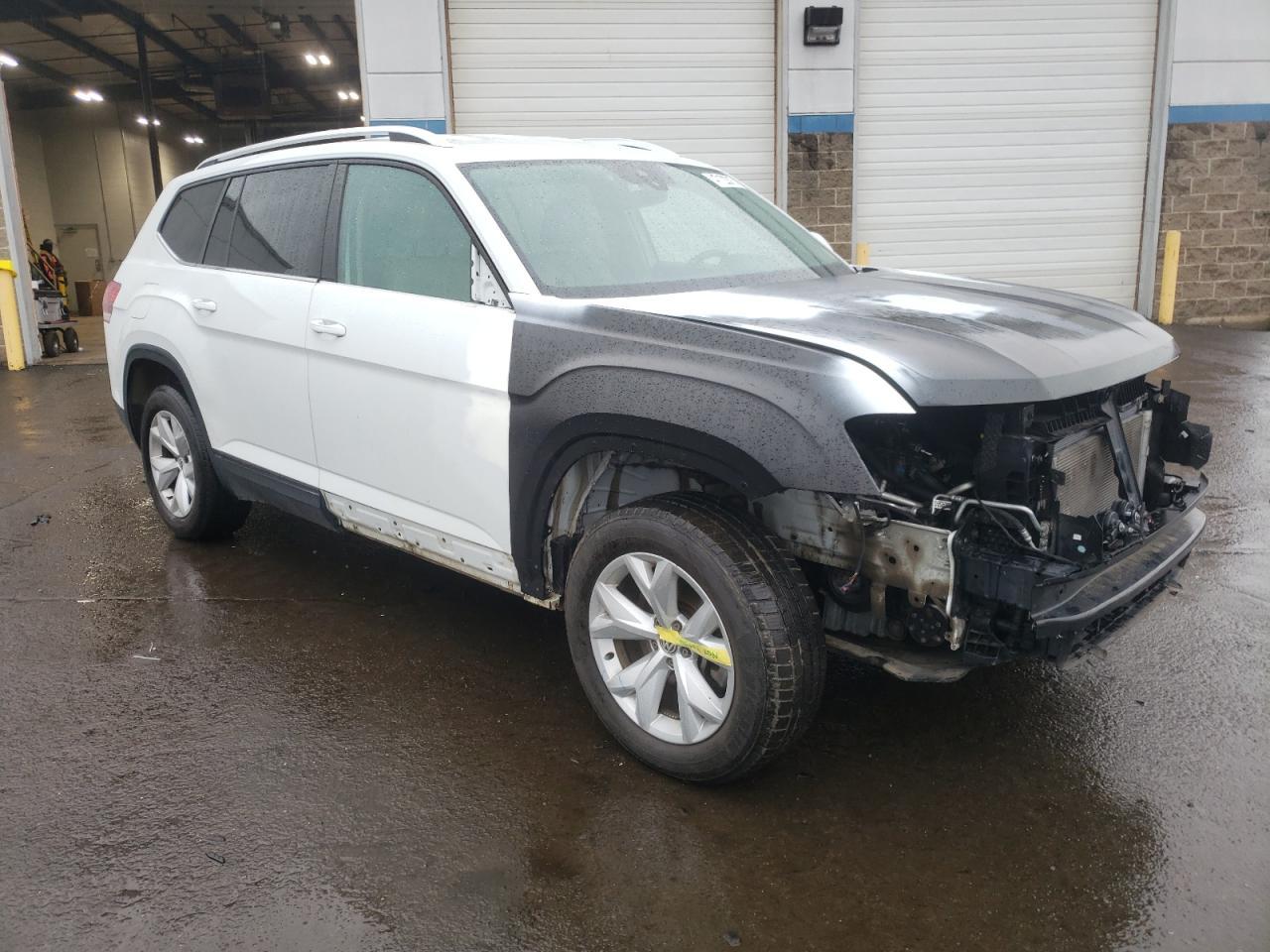 2019 VOLKSWAGEN ATLAS SE - Image 4
