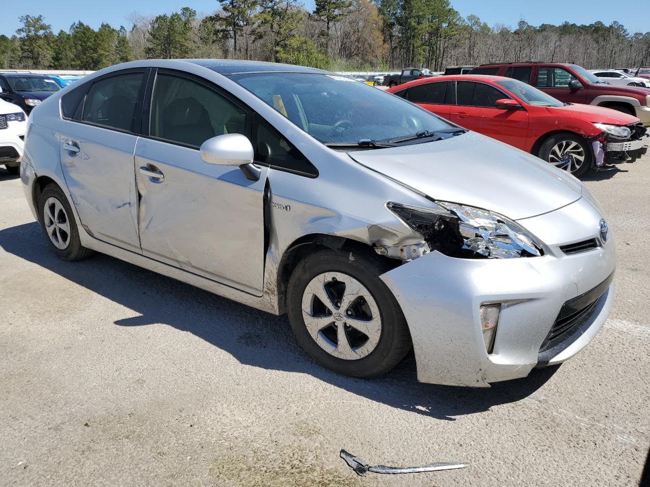 2015 TOYOTA PRIUS - Фото 4