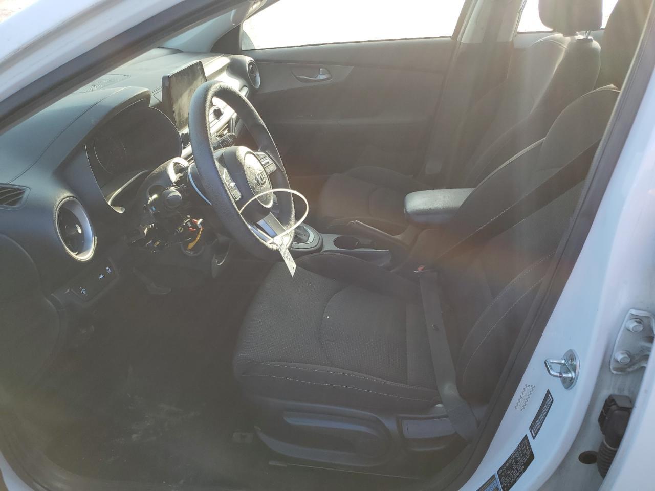 2021 KIA FORTE FE - Фото 7