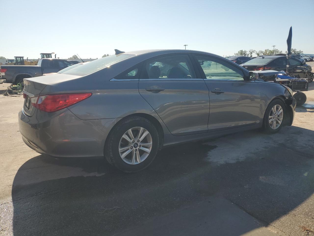 2011 HYUNDAI SONATA GLS - Image 3