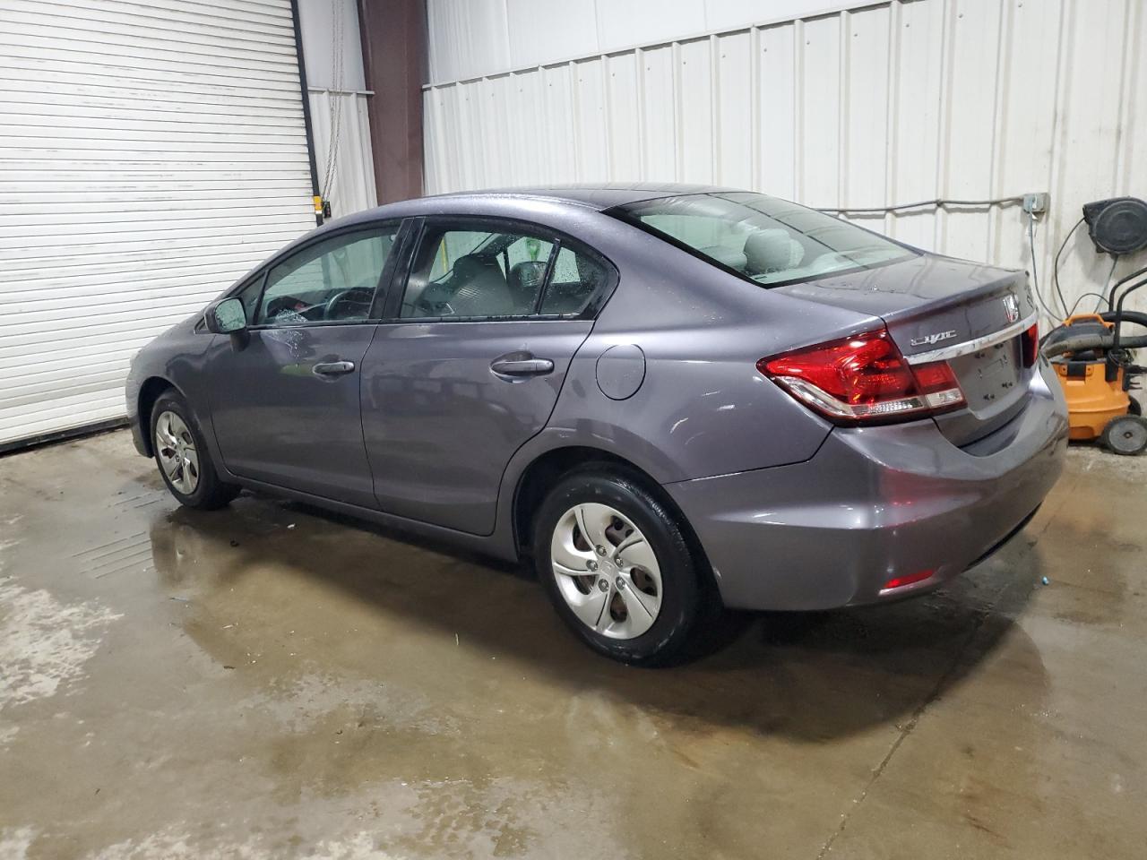2015 HONDA CIVIC LX - Image 2