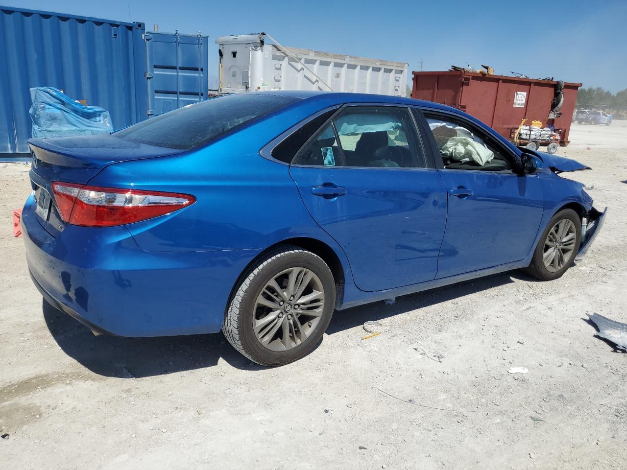 2017 TOYOTA CAMRY LE - Image 3