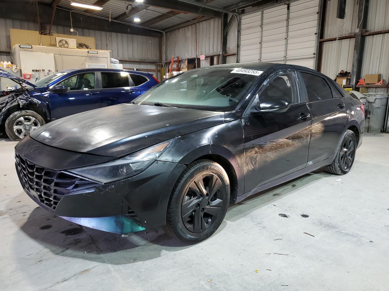2022 HYUNDAI ELANTRA SE