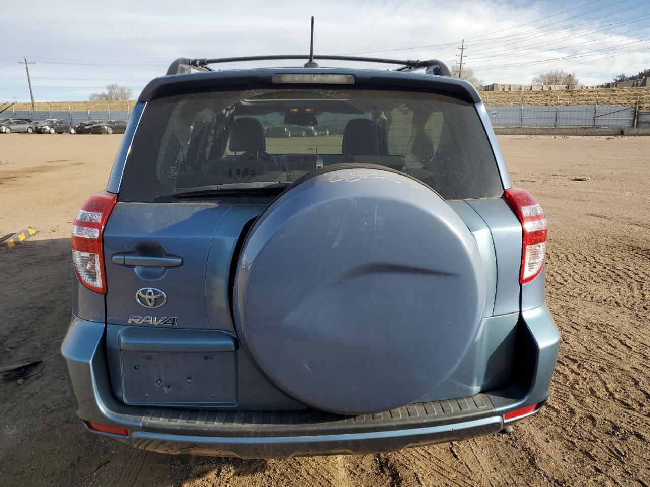 2011 TOYOTA RAV4 - Фото 6