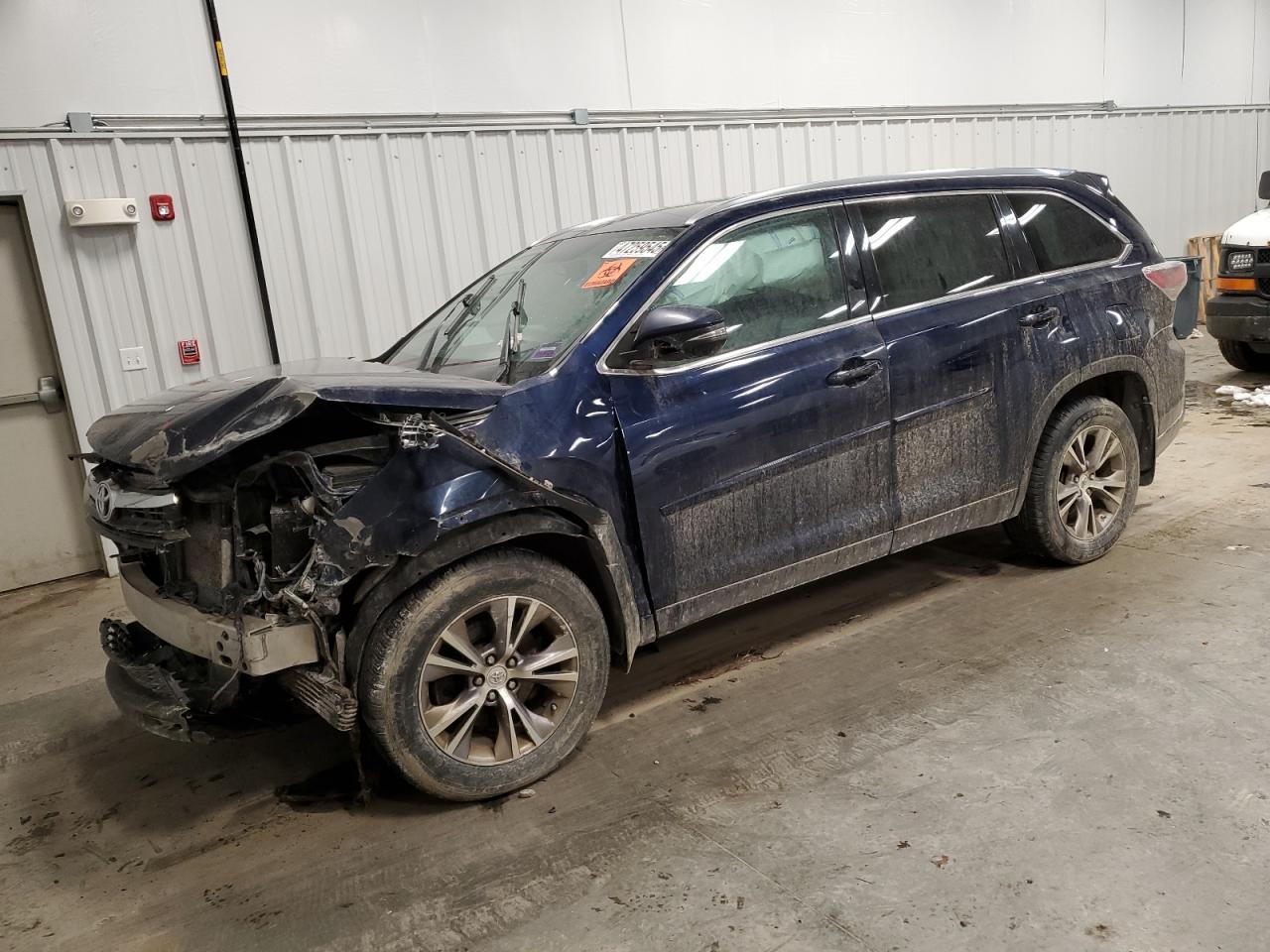 2015 TOYOTA HIGHLANDER