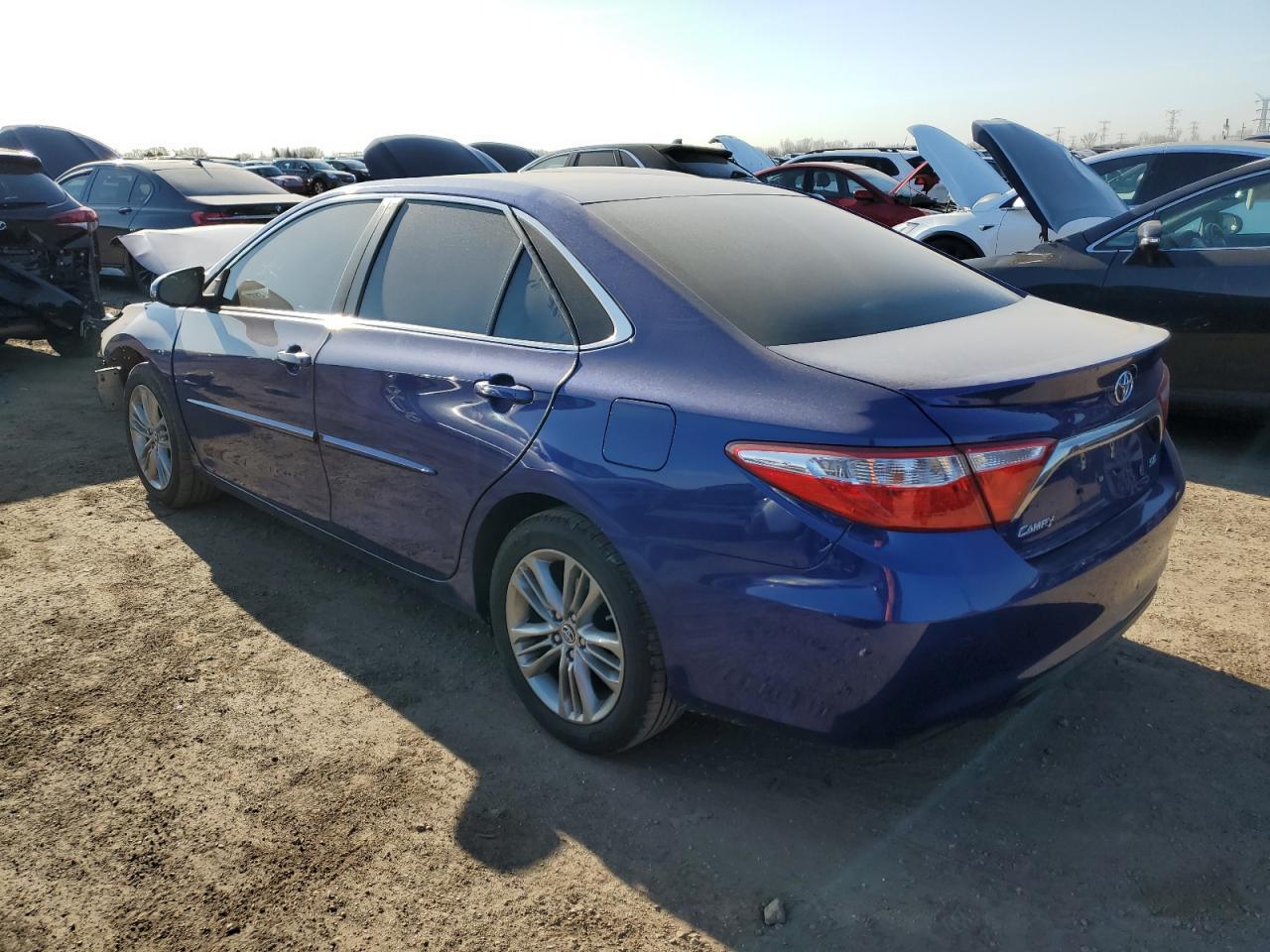 2016 TOYOTA CAMRY LE - Фото 2