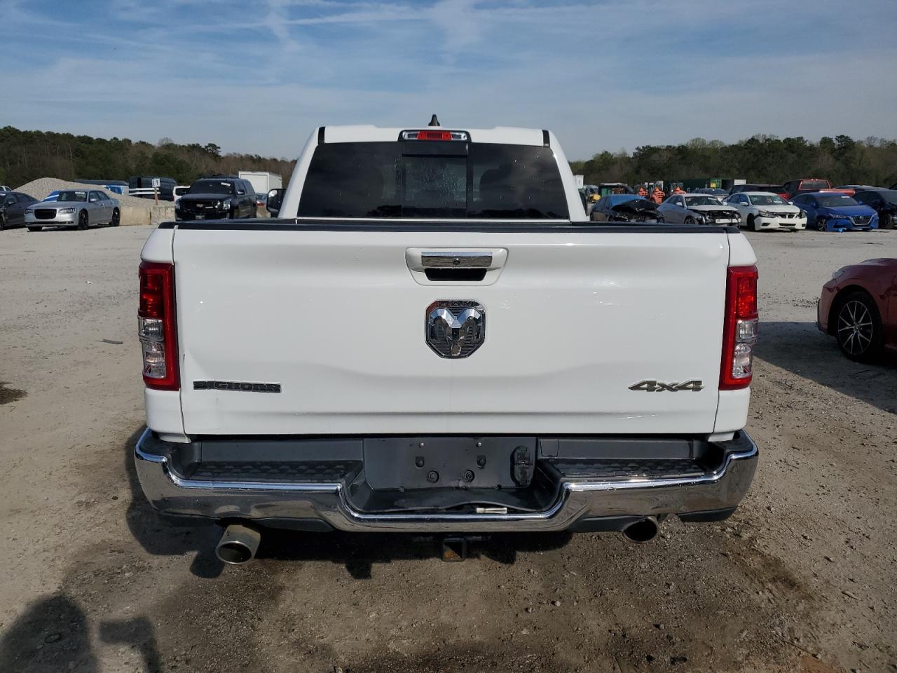 2019 RAM 1500 BIG H - Фото 6